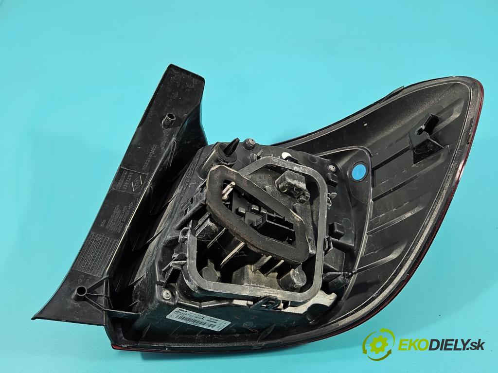 Dacia Sandero II 2012-2020 1.0 12V 73 HP manual 54 kW 999 cm3 5- svetlo / reflektor zadné ľavé 265554938R (Kľučka dverí ostatné)