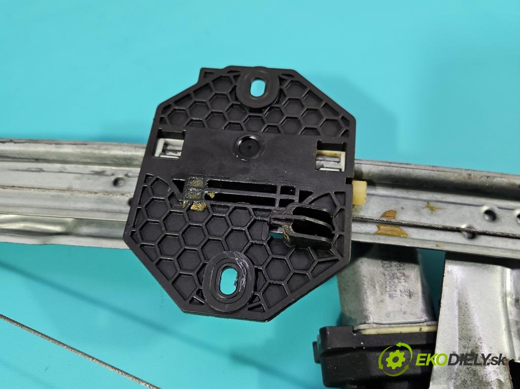 Dacia Sandero II 2012-2020 1.0 12V 73 HP manual 54 kW 999 cm3 5- mechanizmus okna predné ľavý 807211440R