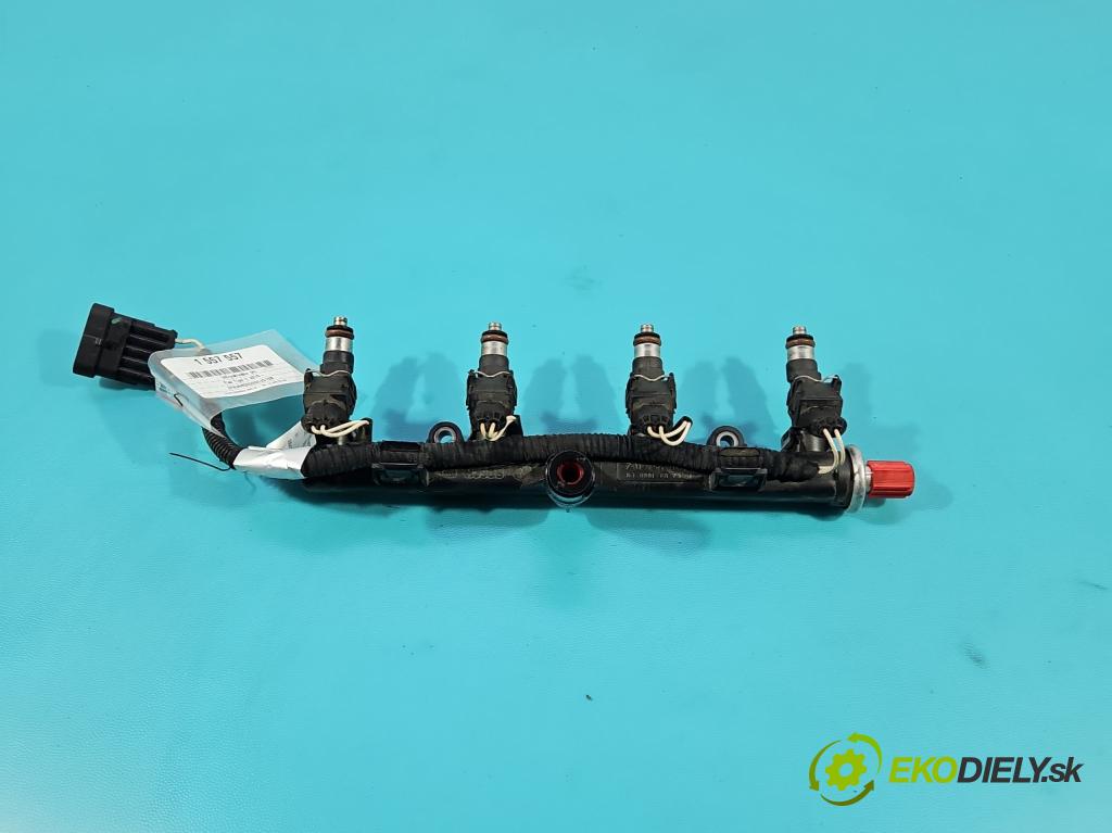 Fiat Tipo II 2015- 1.4 16V 95 hp manual 70 kW 1368 cm3 4- vstřikovač 0280158329 (Vstřikovač paliva)