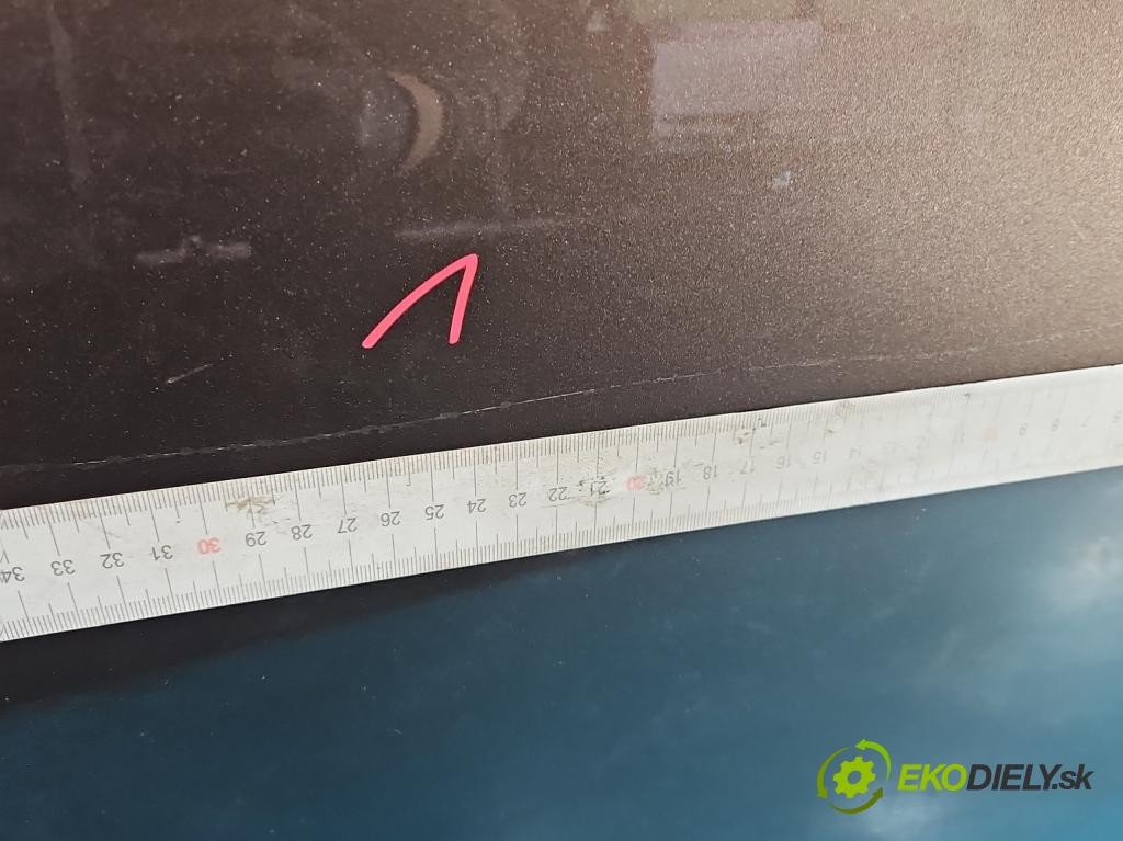 Skoda Octavia III 2013- 2.0 TSI 190 HP automatic 140 kW 1984 cm3 5- dvere predné pravé (Kľučka dverí ostatné)