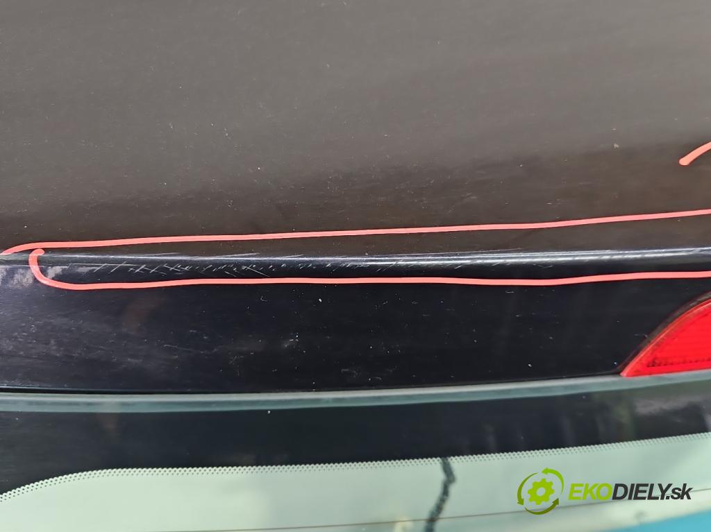 Ford Fiesta Mk6 2002-2008 1.3 8V 69KM manual 51 kW 1299 cm3 5- zadna kufor  (Kapota zadná (kufor))