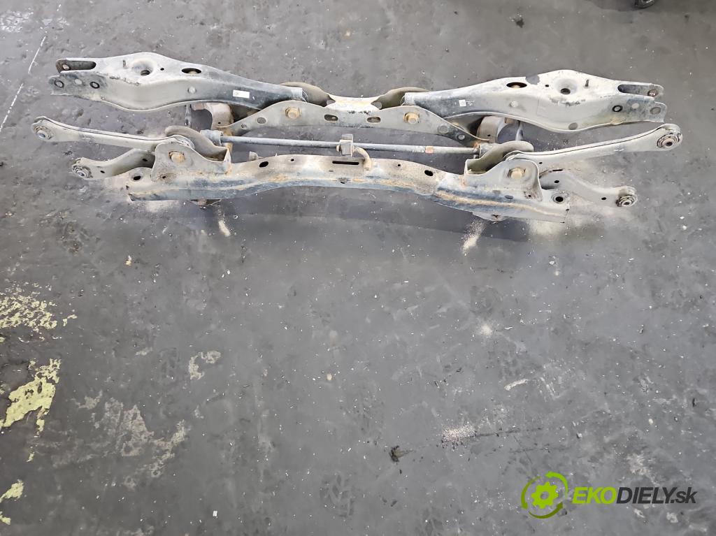 Kia Niro I 2016-2022 1.6 GDI 105 HP automatic 77 kW 1580 cm3 5- zadna výstuha  (Výstuha zadná)