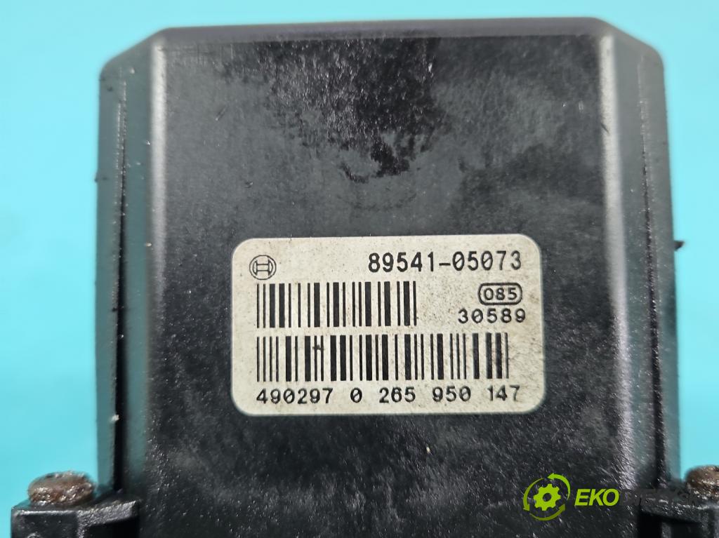 Toyota Avensis II T25 2003-2008 2.0 vvti 147 HP manual 108 kW 1998 cm3 5- čerpadlo abs 0265950147 (Pumpa ABS)