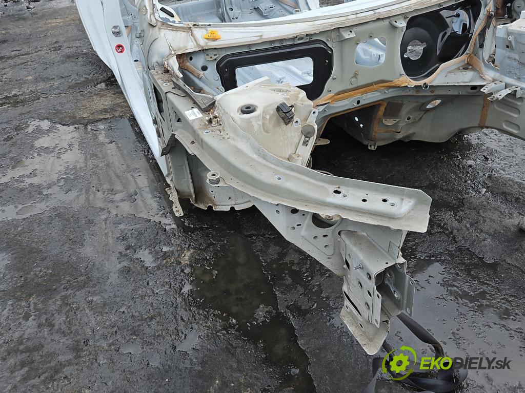 Volvo S90 II 2016- 2.0 T 320KM automatic 235 kW 1969 cm3 4- štvrťka pravé 