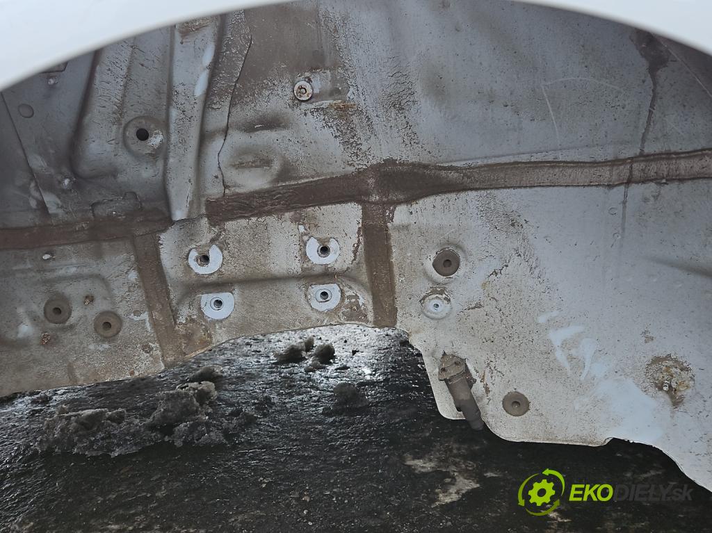 Volvo S90 II 2016- 2.0 T 320KM automatic 235 kW 1969 cm3 4- blatnik zadní pravý