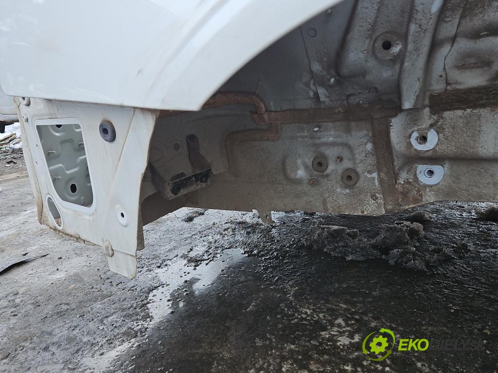 Volvo S90 II 2016- 2.0 T 320KM automatic 235 kW 1969 cm3 4- blatnik zadní pravý