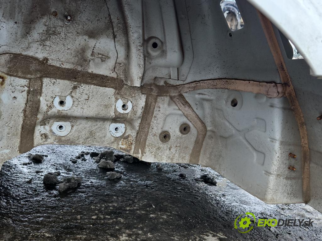 Volvo S90 II 2016- 2.0 T 320KM automatic 235 kW 1969 cm3 4- blatnik zadní levý