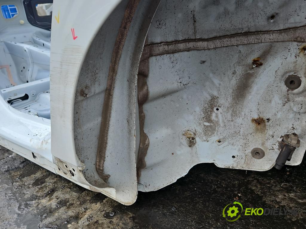 Volvo S90 II 2016- 2.0 T 320KM automatic 235 kW 1969 cm3 4- blatnik zadní levý