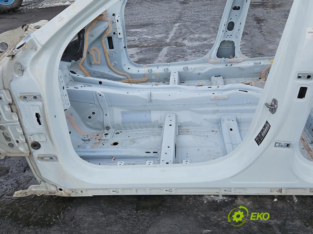 Volvo S90 II 2016- 2.0 T 320KM automatic 235 kW 1969 cm3 4- práh levý  (Karoserie ostatní)