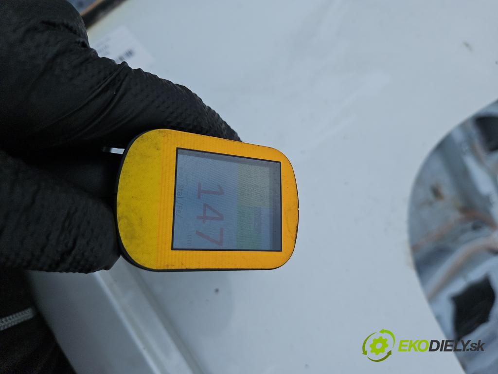 Volvo S90 II 2016- 2.0 T 320KM automatic 235 kW 1969 cm3 4- Strecha: