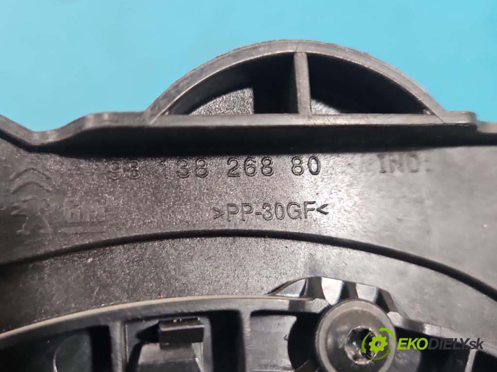 Peugeot 3008 II 2016-2023 1.5 hdi 131 HP automatic 96 kW 1499 cm3 5- reproduktory komplet 9813826980