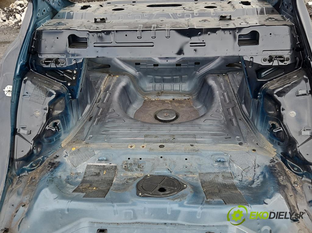 Fiat Tipo II 2015- 1.4 16V 95 HP manual 70 kW 1368 cm3 4- pas zadní: