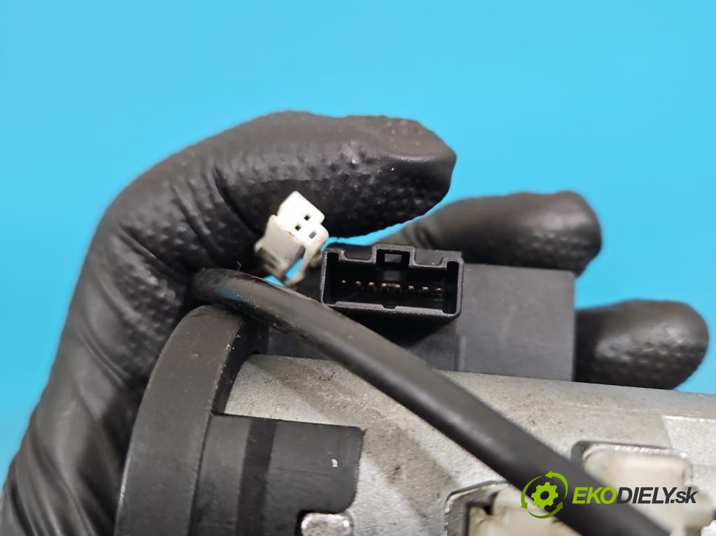 Nissan Almera N16 2000-2006 1.5 16V 90 HP manual 66 kW 1498 cm3 5- riadiaca jednotka motora MEC20-605