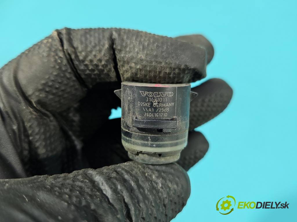 Volvo S90 II 2016- 2.0 T 320KM automatic 235 kW 1969 cm3 4- snímač parkování 31471011