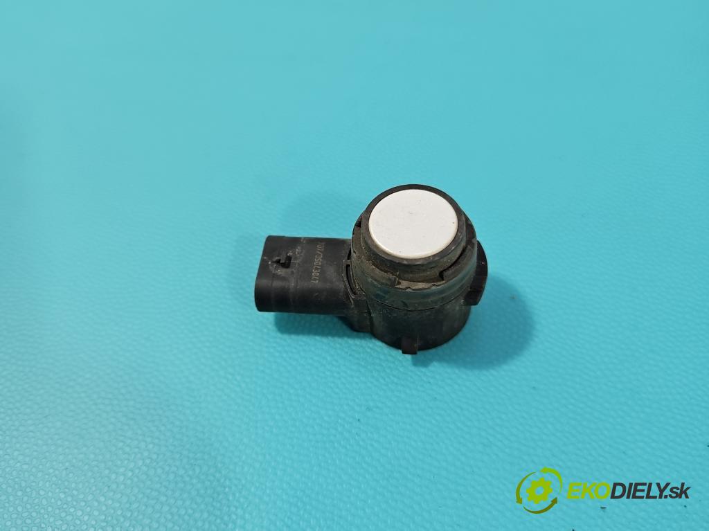 Volvo S90 II 2016- 2.0 T 320KM automatic 235 kW 1969 cm3 4- snímač parkování 31471011