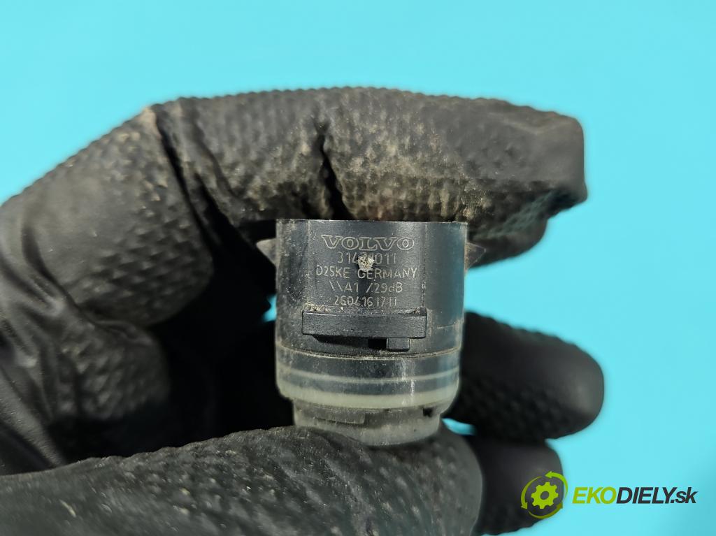 Volvo S90 II 2016- 2.0 T 320KM automatic 235 kW 1969 cm3 4- snímač parkování 31471011