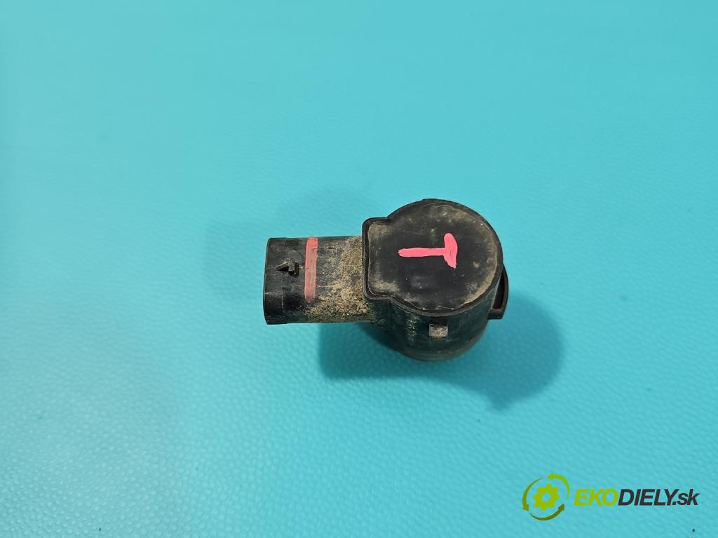 Volvo S90 II 2016- 2.0 T 320KM automatic 235 kW 1969 cm3 4- snímač parkování 31471011