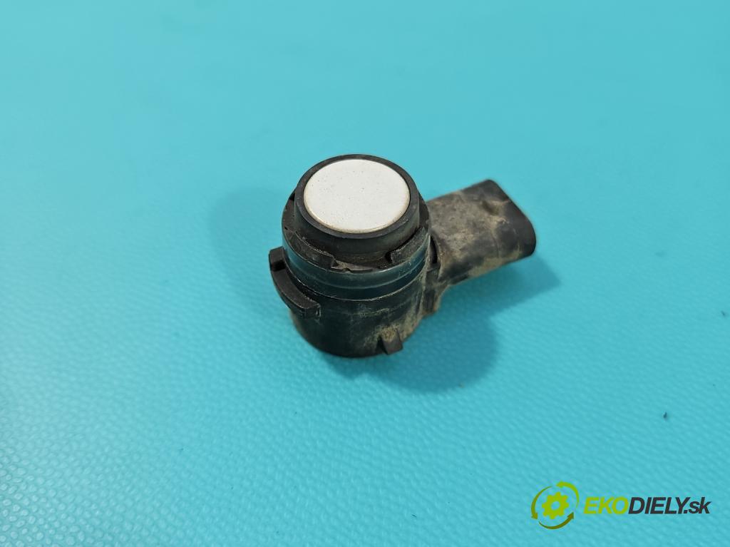 Volvo S90 II 2016- 2.0 T 320KM automatic 235 kW 1969 cm3 4- snímač parkování 31471011