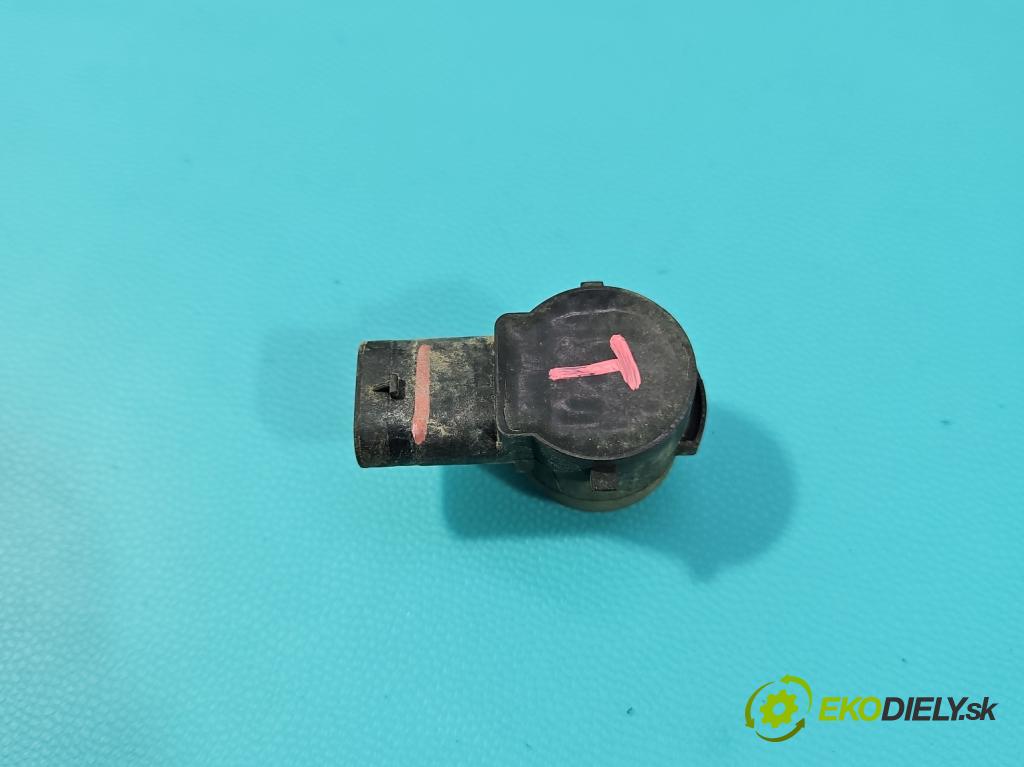 Volvo S90 II 2016- 2.0 T 320KM automatic 235 kW 1969 cm3 4- snímač parkování 31471011