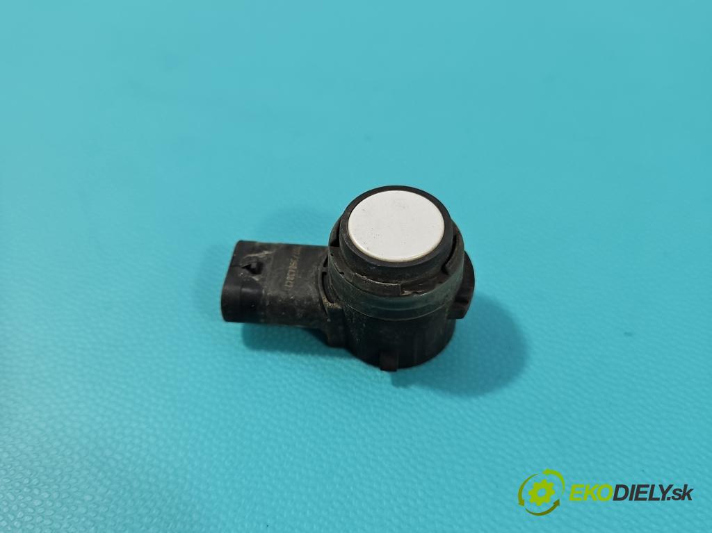 Volvo S90 II 2016- 2.0 T 320KM automatic 235 kW 1969 cm3 4- snímač parkování 31471011