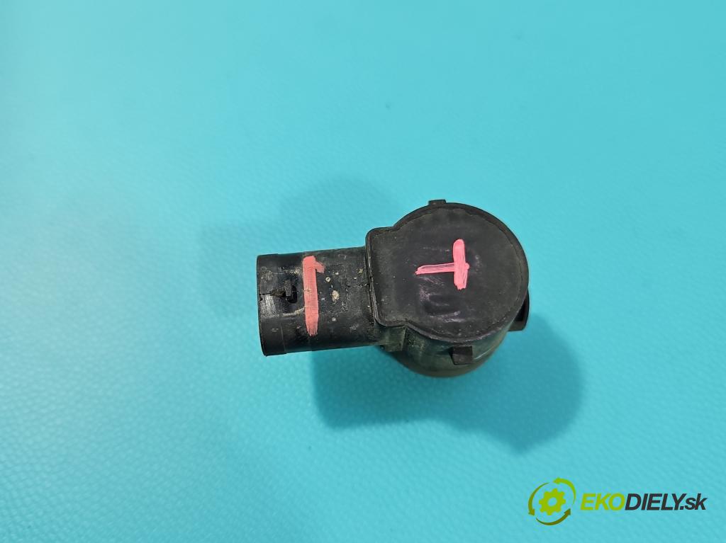 Volvo S90 II 2016- 2.0 T 320KM automatic 235 kW 1969 cm3 4- snímač parkování 31471011