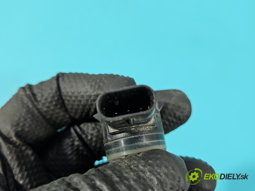 Volvo S90 II 2016- 2.0 T 320KM automatic 235 kW 1969 cm3 4- snímač parkování 31471011