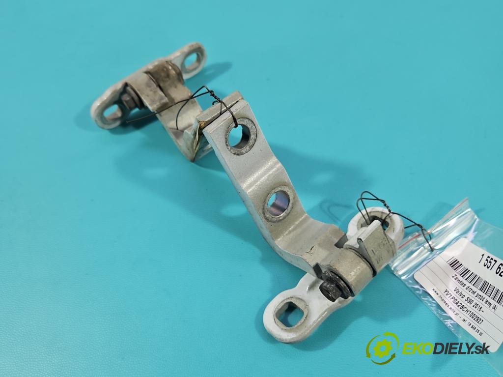 Volvo S90 II 2016- 2.0 T 320KM automatic 235 kW 1969 cm3 4- Závěs: dveře přední levý 31371552