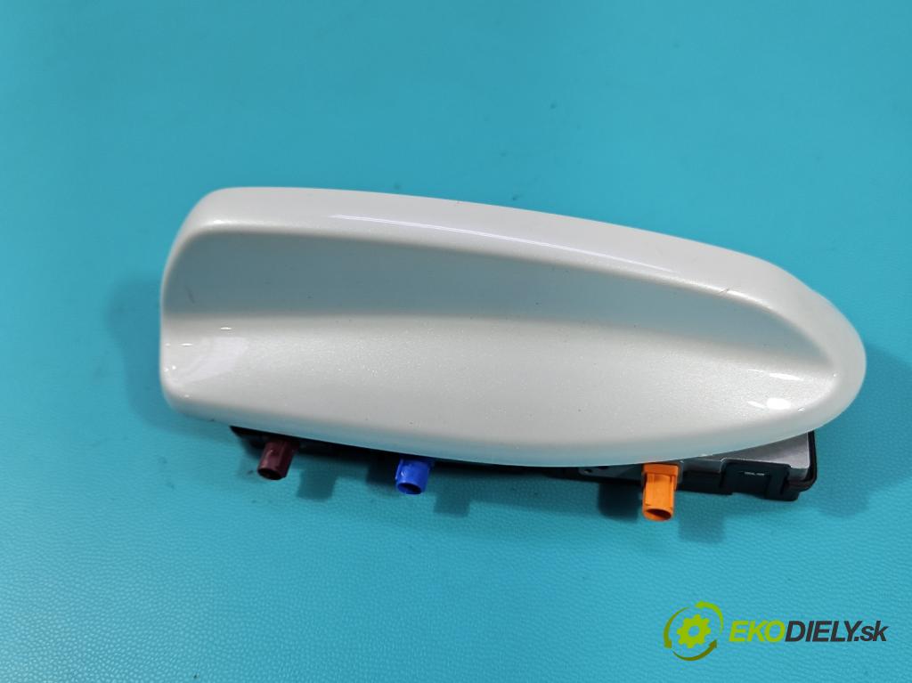 Volvo S90 II 2016- 2.0 T 320KM automatic 235 kW 1969 cm3 4- Antena 31346765