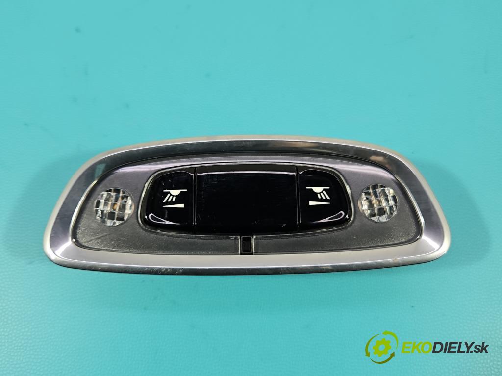 Volvo S90 II 2016- 2.0 T 320KM automatic 235 kW 1969 cm3 4- světlo interiéru 31457643