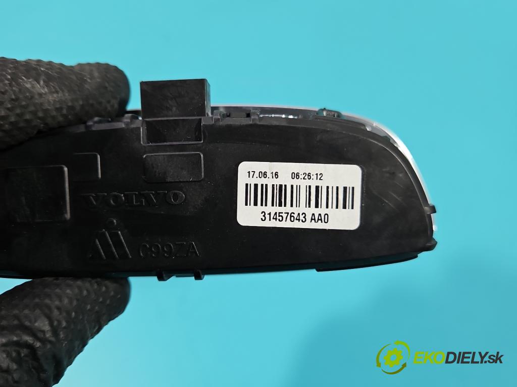 Volvo S90 II 2016- 2.0 T 320KM automatic 235 kW 1969 cm3 4- svetlo / reflektor interiéra 31457643