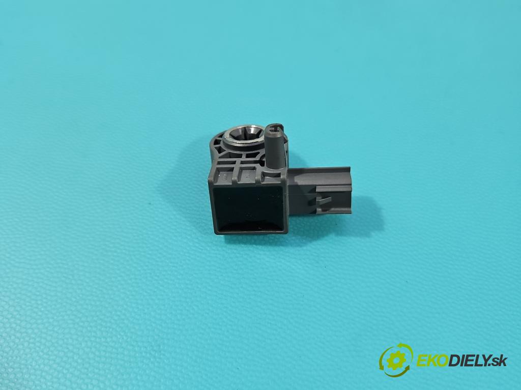 Volvo S90 II 2016- 2.0 T 320KM automatic 235 kW 1969 cm3 4- snímač šokovat: 31360181 (Snímač nárazu)