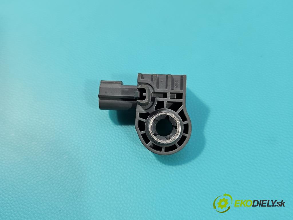 Volvo S90 II 2016- 2.0 T 320KM automatic 235 kW 1969 cm3 4- snímač šokovat: 31360181 (Snímač nárazu)