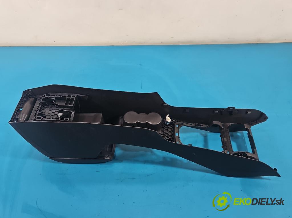 Skoda Octavia III 2013- 2.0 TSI DKZA: 190 HP automatic 140 kW 1984 cm3 5- operadlo 5E1863241 (Lakťová opierka)