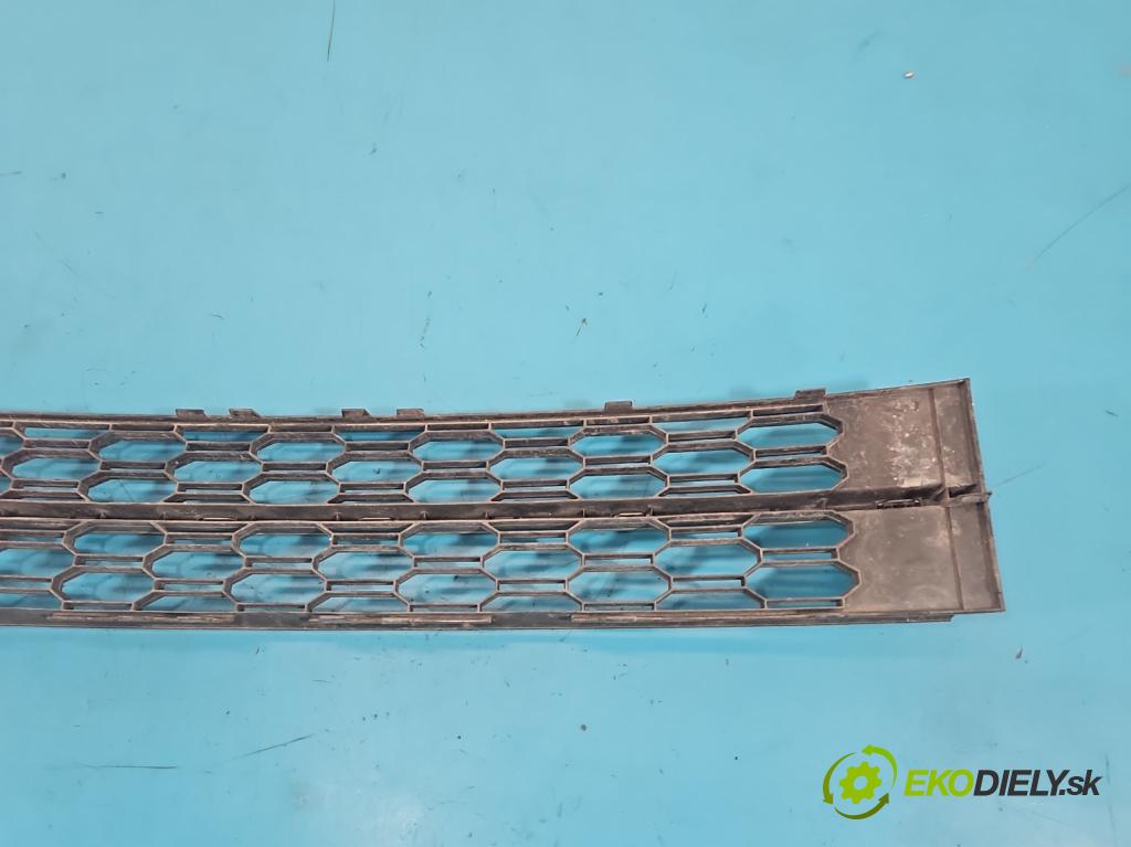 Skoda Octavia III 2013- 2.0 TSI 190 HP automatic 140 kW 1984 cm3 5- blenda mriežka: nárazník stredová 5E0853677K