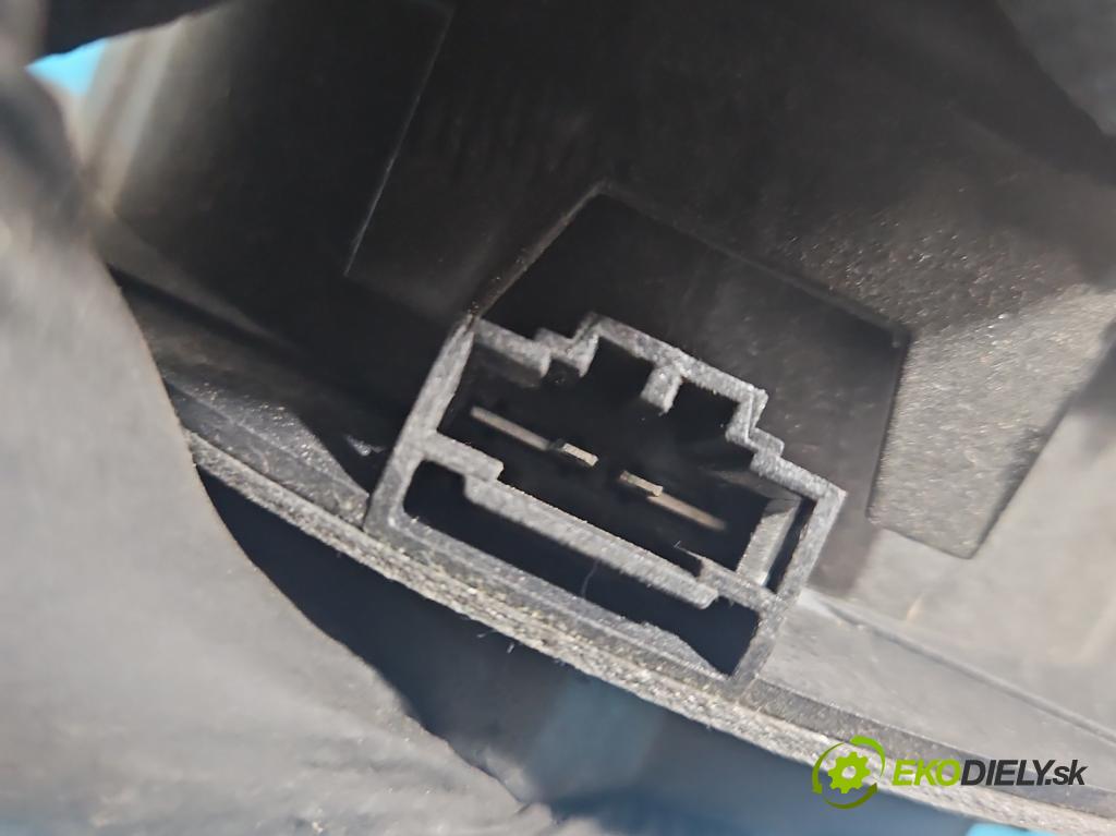 Skoda Octavia III 2013- 2.0 TSI 190 HP automatic 140 kW 1984 cm3 5- Reproduktor 5E0035411G