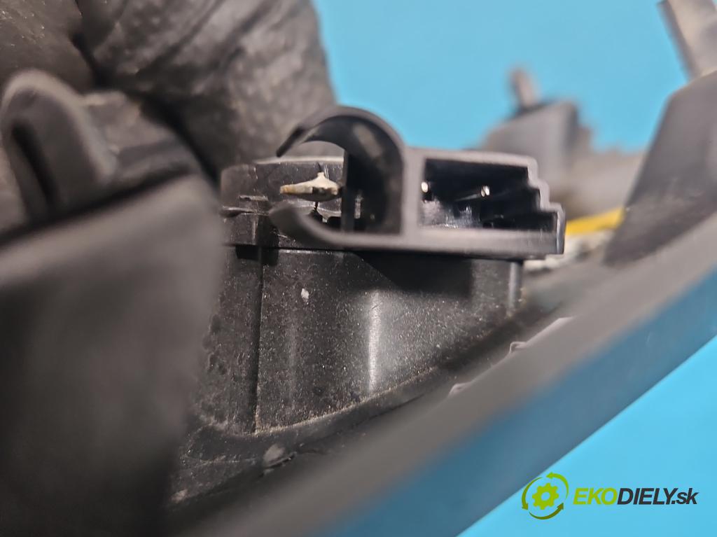 Skoda Octavia III 2013- 2.0 TSI 190 HP automatic 140 kW 1984 cm3 5- Reproduktor 5E0035411H