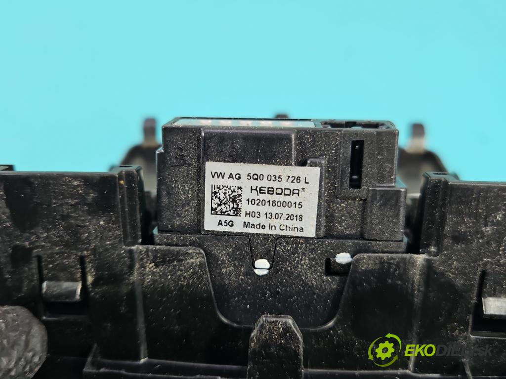 Skoda Octavia III 2013- 2.0 TSI 190 HP automatic 140 kW 1984 cm3 5- zásuvka USB 5E0863289A