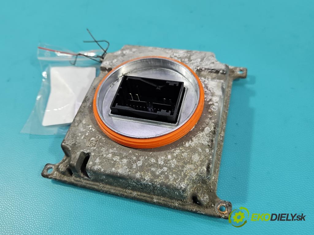 Skoda Octavia III 2013- 2.0 TSI 190 HP automatic 140 kW 1984 cm3 5- modul lampy: 7P5941591AD