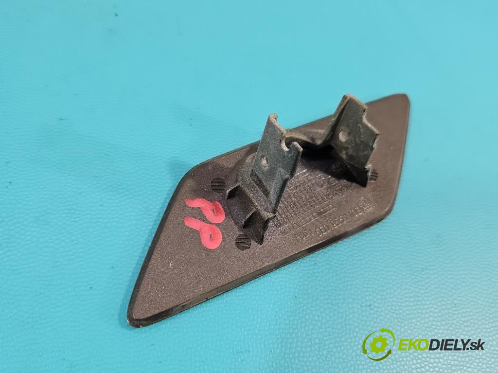 Skoda Octavia III 2013- 2.0 TSI 190 HP automatic 140 kW 1984 cm3 5- blenda ostrekovačov pravé 5E0955110E