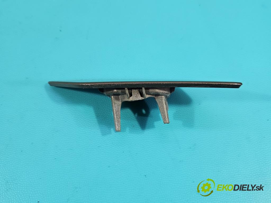 Skoda Octavia III 2013- 2.0 TSI 190 HP automatic 140 kW 1984 cm3 5- blenda ostrekovačov pravé 5E0955110E