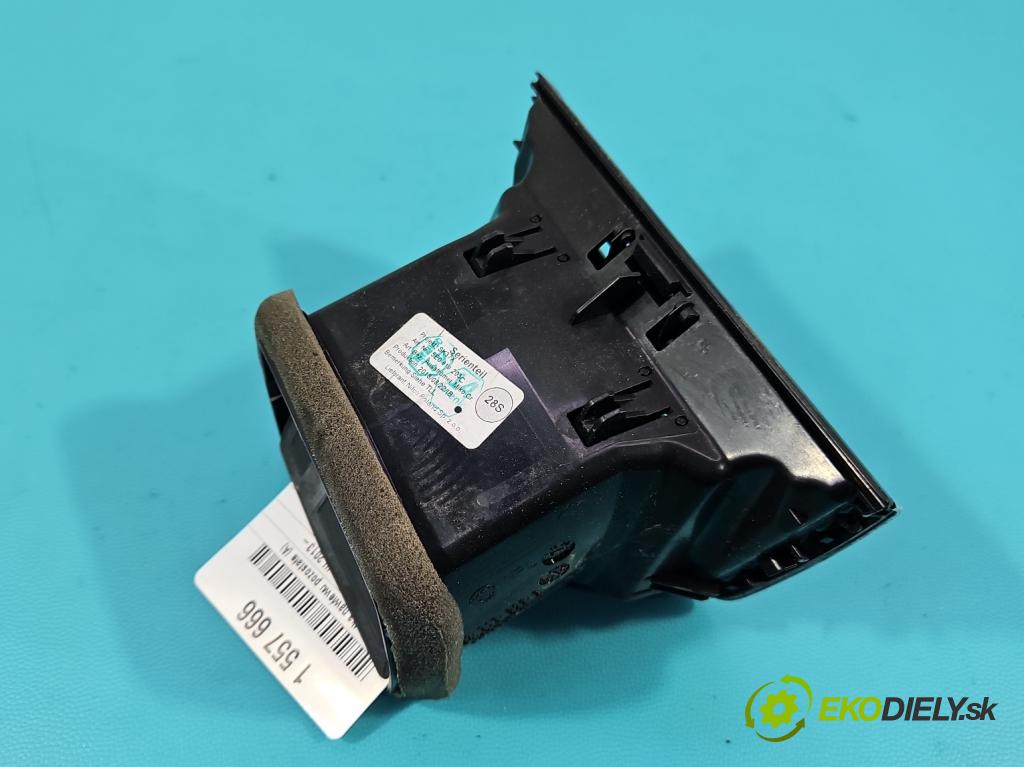 Skoda Octavia III 2013- 2.0 TSI 190 HP automatic 140 kW 1984 cm3 5- Mřížka: kúrenia ostatné 5E0819203C