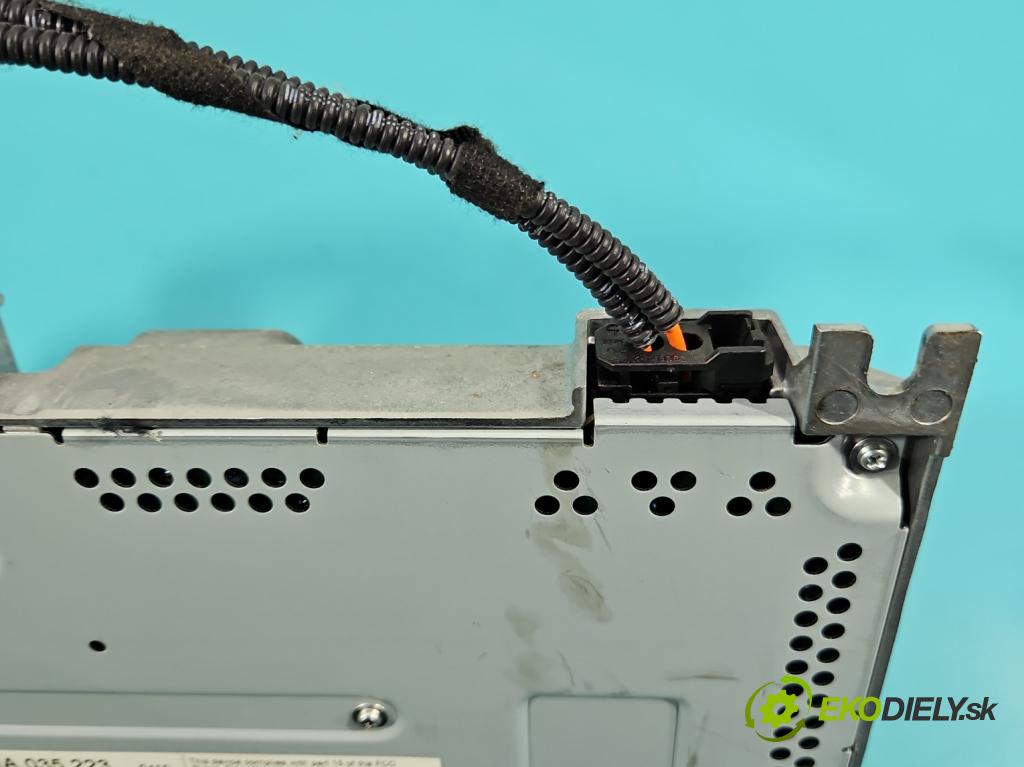 Skoda Octavia III 2013- 2.0 TSI 190 hp automatic 140 kW 1984 cm3 5- Zesilovač: 81A035223 (Zesilovač)