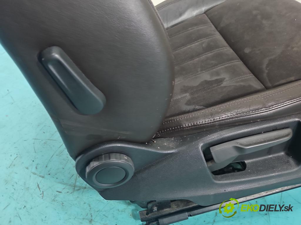 Skoda Octavia III 2013- 2.0 TSI 190 HP automatic 140 kW 1984 cm3 5- sedačke: komplet