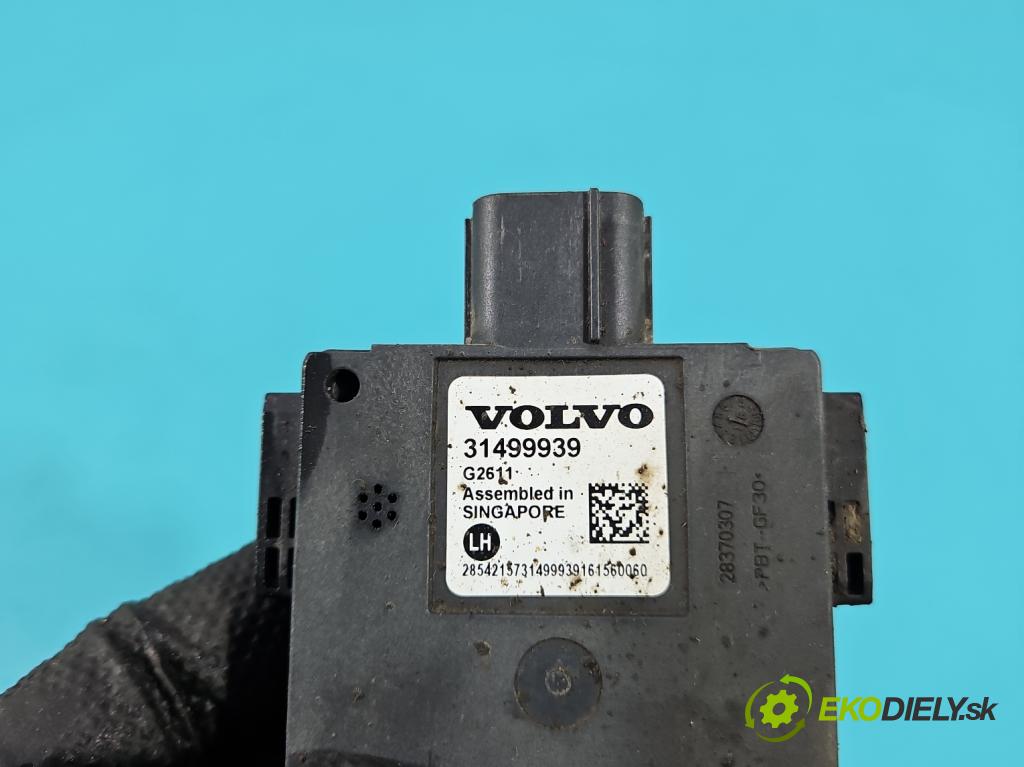 Volvo S90 II 2016- 2.0 T 320KM automatic 235 kW 1969 cm3 4- riadiaca jednotka ostatné 31499939