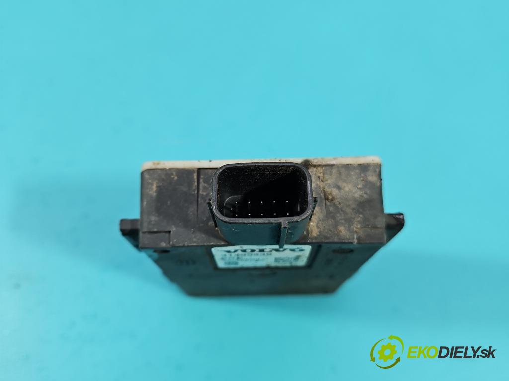 Volvo S90 II 2016- 2.0 T 320KM automatic 235 kW 1969 cm3 4- riadiaca jednotka ostatné 31499939