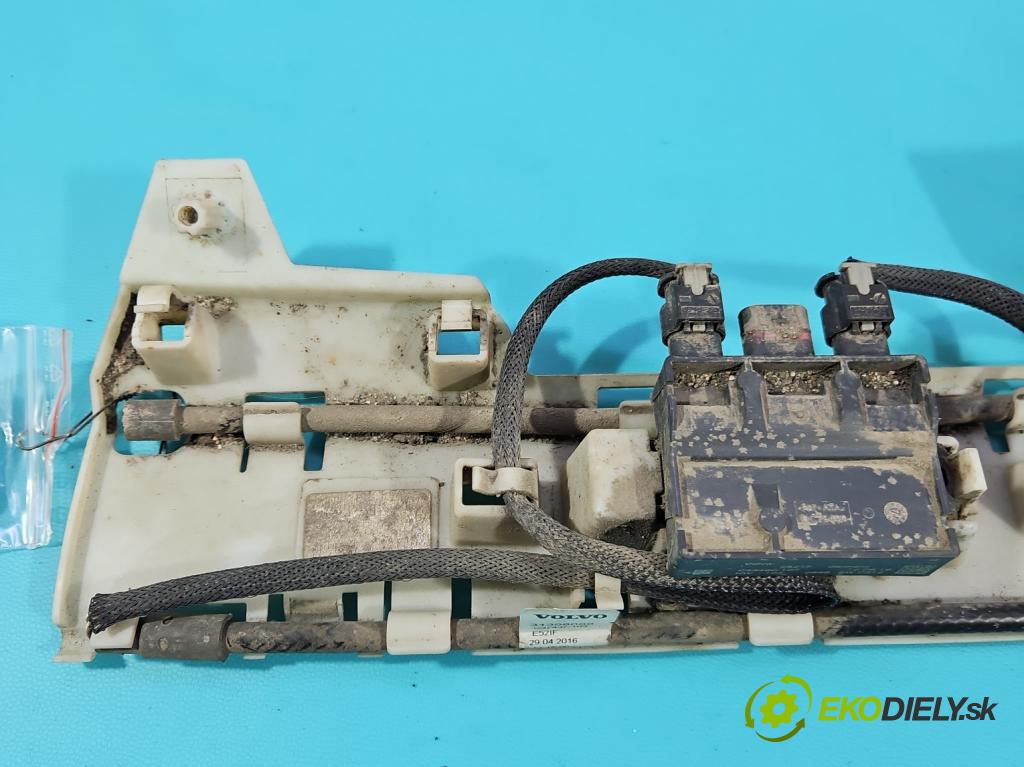 Volvo S90 II 2016- 2.0 T 320KM automatic 235 kW 1969 cm3 4- snímač otvorenie: kufrové dvere 31398088