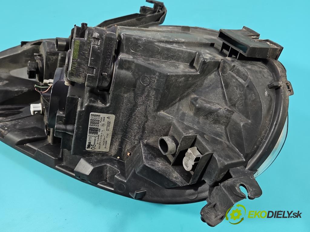 Citroen C1 I 2005-2014 1.0 12V 68 HP automatic 50 kW 998 cm3 5- Reflektor: pravý 89092916 (Svetlo predné pravé)