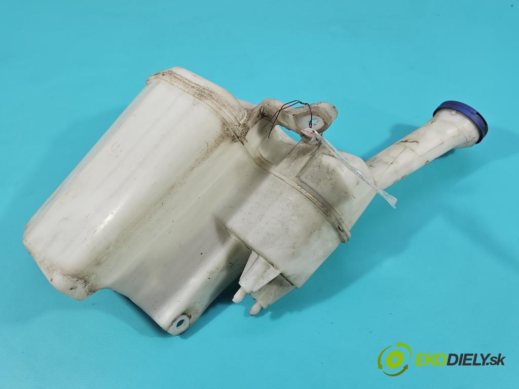 Citroen C1 I 2005-2014 1.0 12V 68 HP automatic 50 kW 998 cm3 5- nádržka tekutina: ostrekovačov