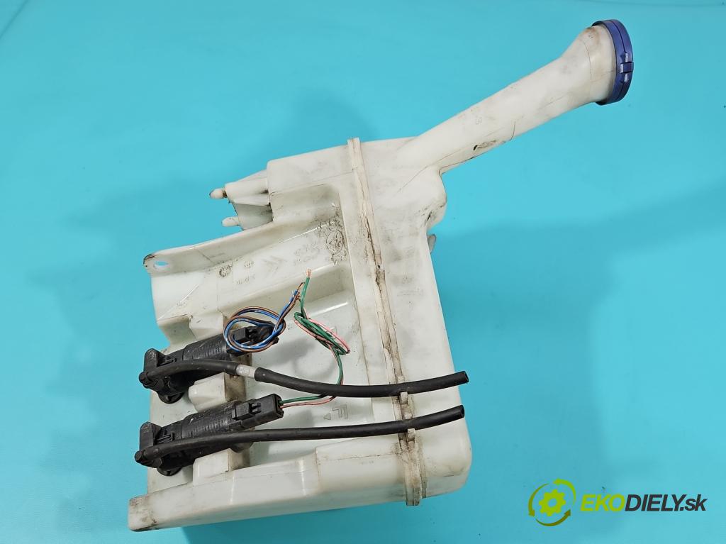 Citroen C1 I 2005-2014 1.0 12V 68 HP automatic 50 kW 998 cm3 5- nádržka tekutina: ostrekovačov