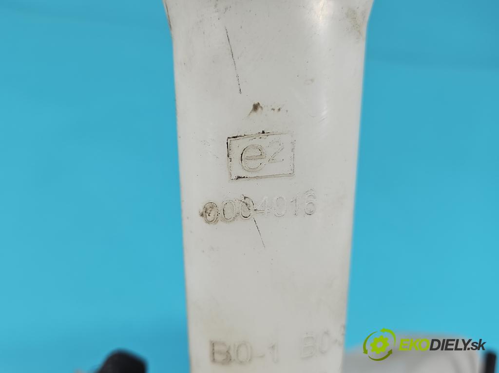 Citroen C1 I 2005-2014 1.0 12V 68 HP automatic 50 kW 998 cm3 5- nádržka tekutina: ostrekovačov